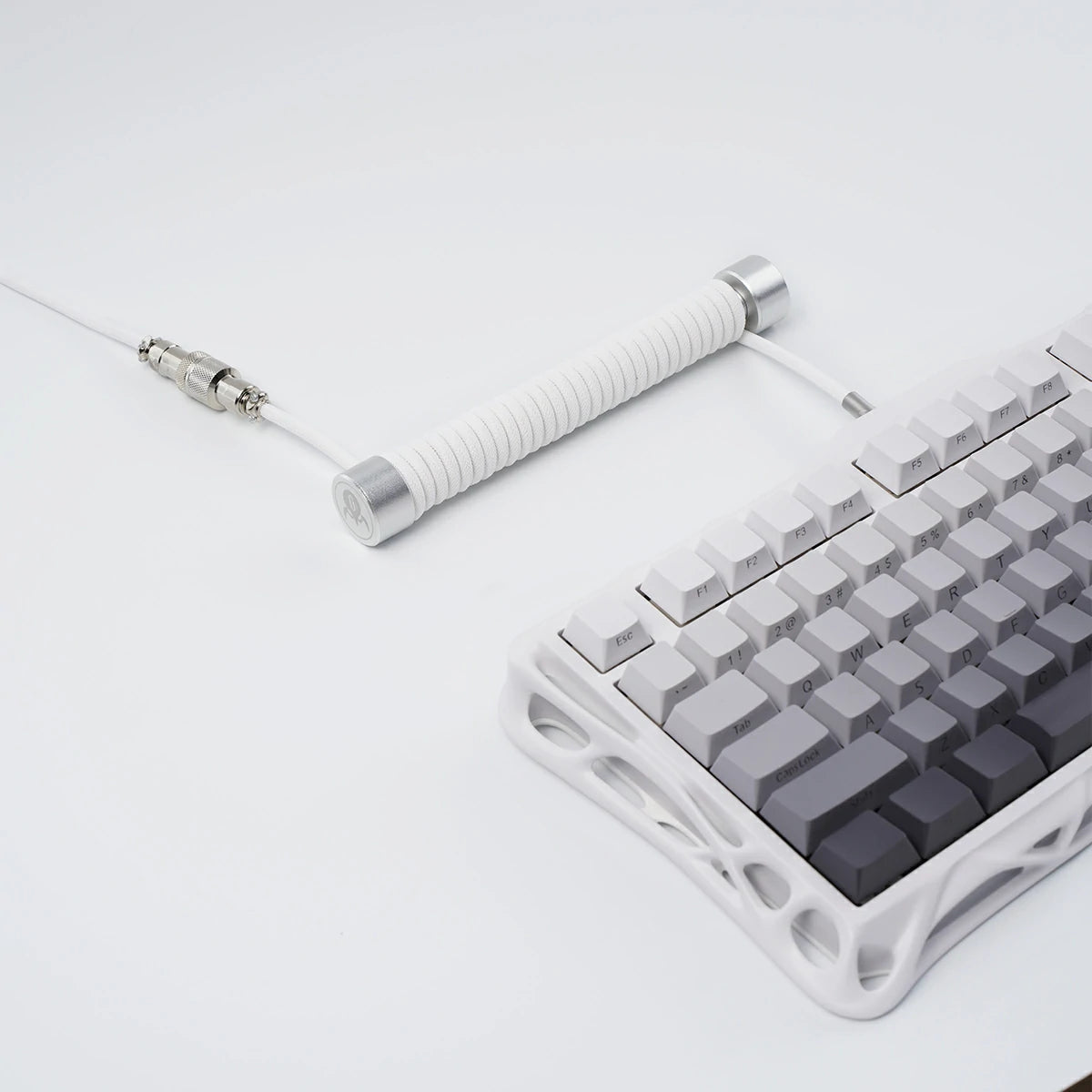 GravaStar Coiled Aviator USB Cable - Black/White